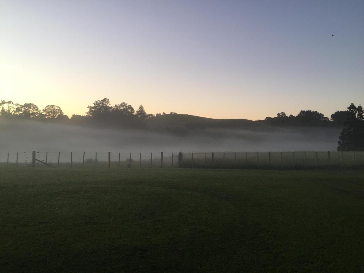 Veld View Bed And Breakfast Tuakau Exterior photo