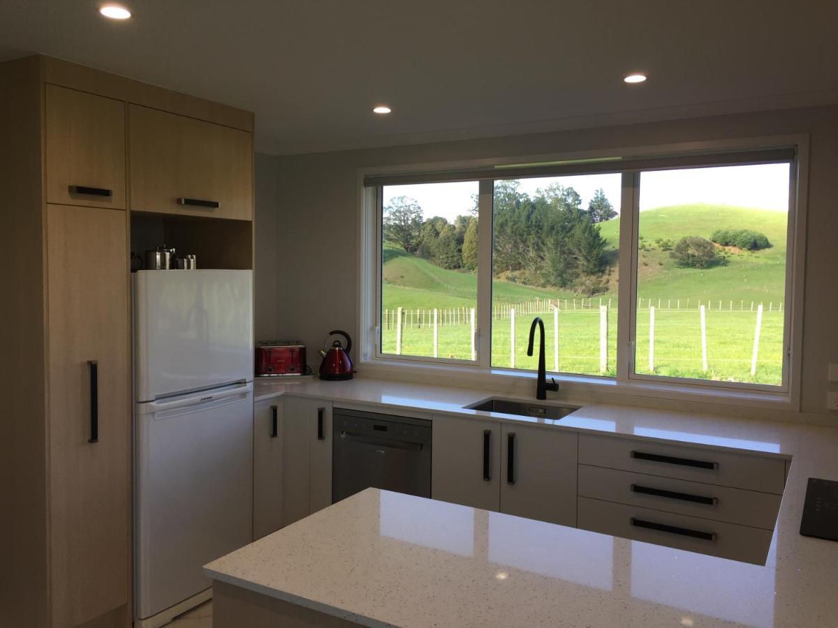 Veld View Bed And Breakfast Tuakau Exterior photo