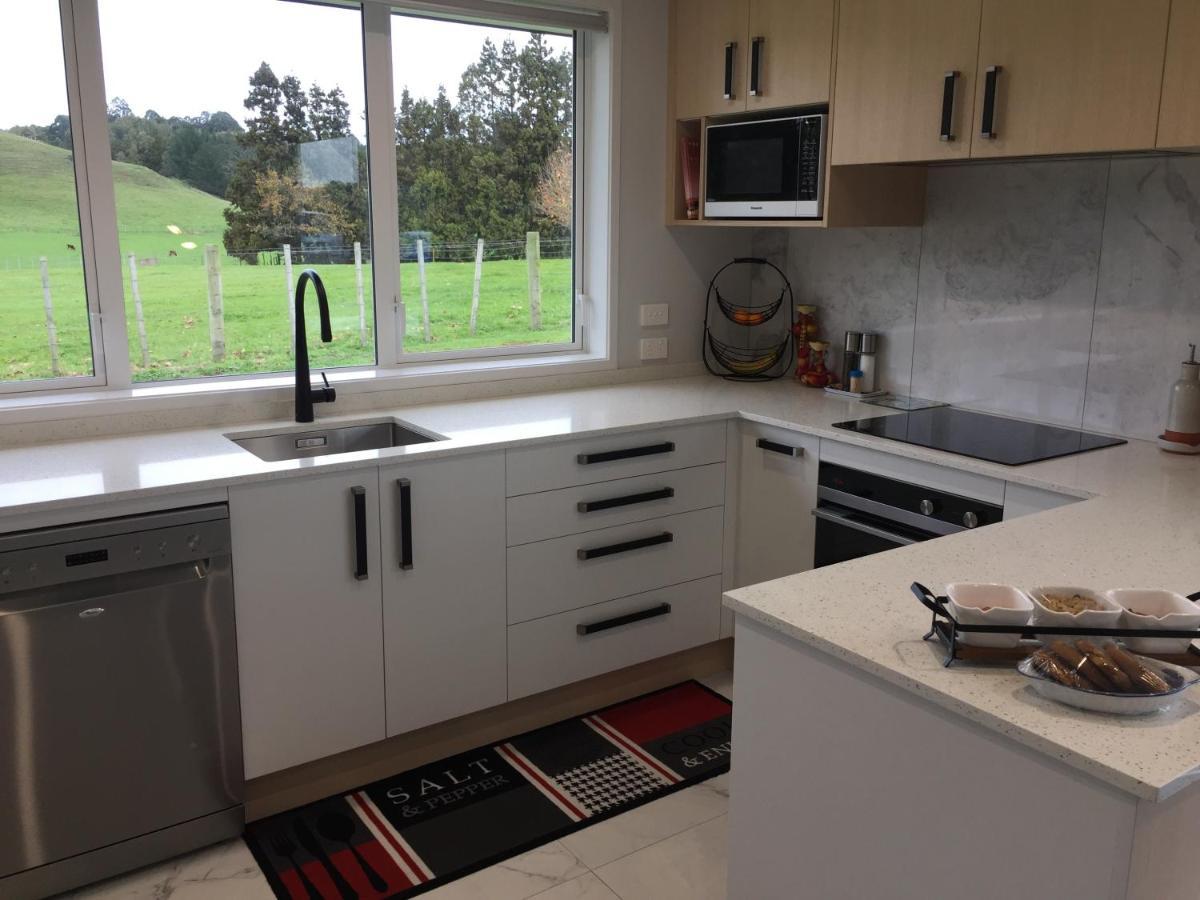 Veld View Bed And Breakfast Tuakau Exterior photo