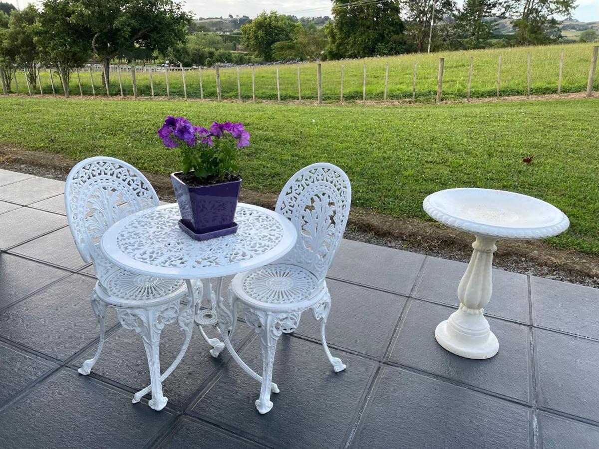 Veld View Bed And Breakfast Tuakau Exterior photo