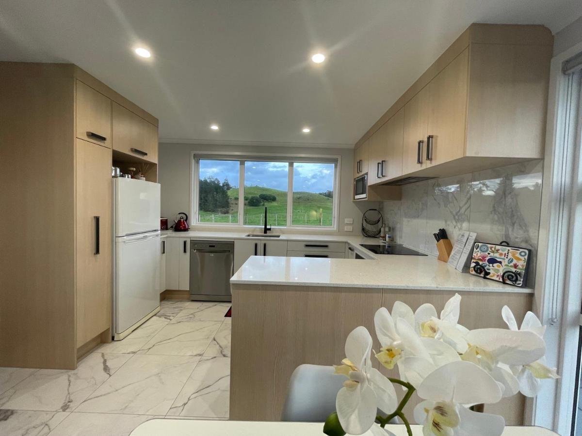 Veld View Bed And Breakfast Tuakau Exterior photo