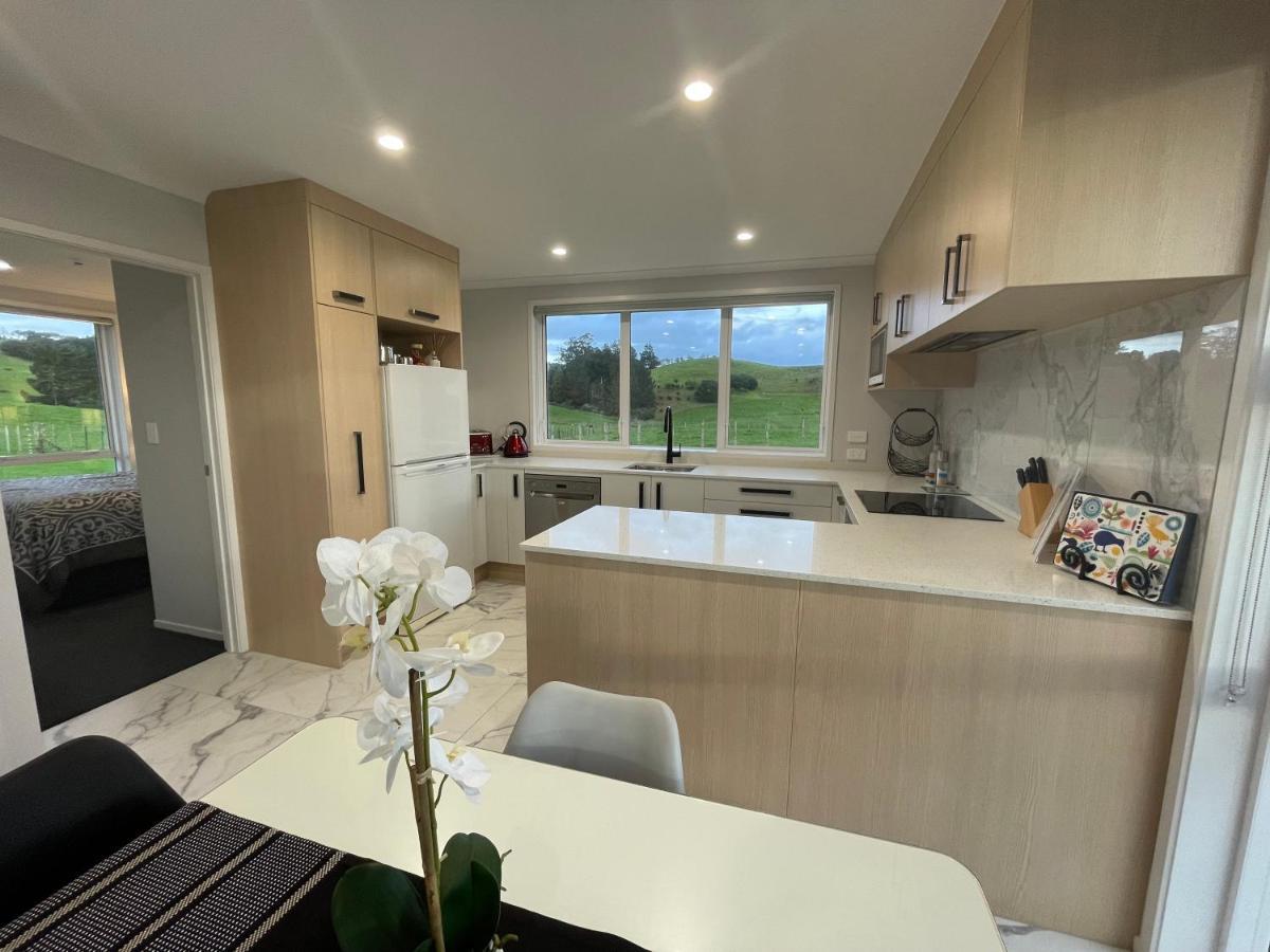Veld View Bed And Breakfast Tuakau Exterior photo
